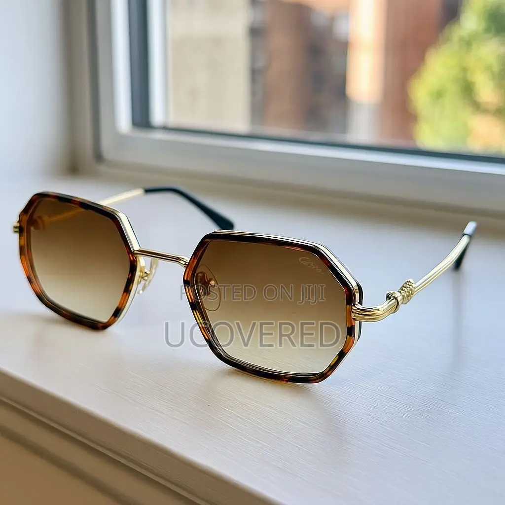 Designer Square Shaped Sunglasses Eyewear Kit