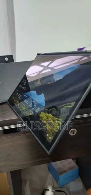 Laptop Lenovo Thinkpad X1 Yoga 8GB Intel Core I5 SSD 256GB