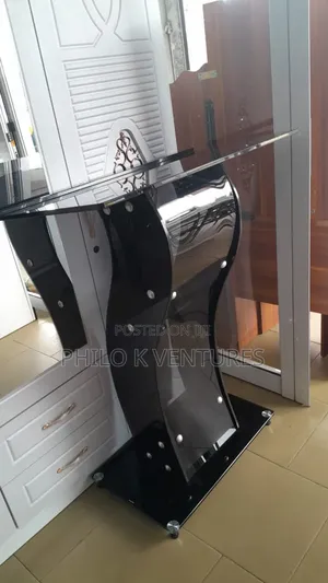 Full Glass Pulpit