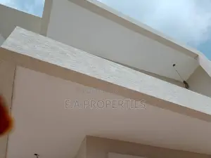 5bdrm House in E A Properties, Frafraha for sale