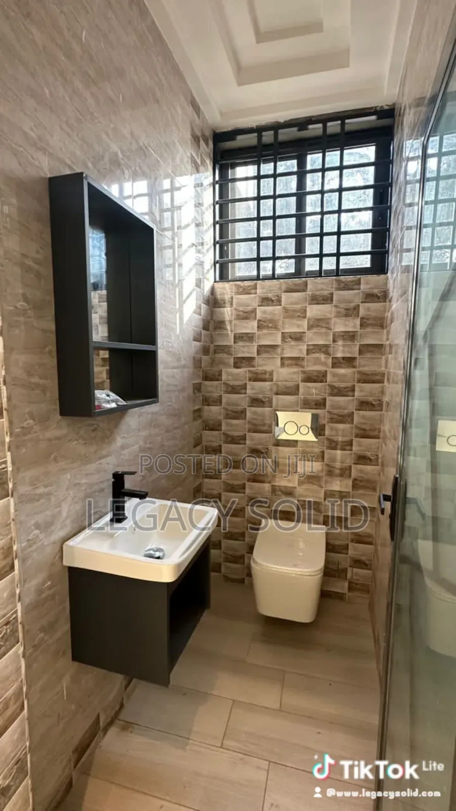 4bdrm House in 𝙻𝚎𝚐𝚊𝚌𝚢 𝚜𝚘𝚕𝚒𝚍 𝚛𝚎𝚊𝚕, Tantra Hills for sale