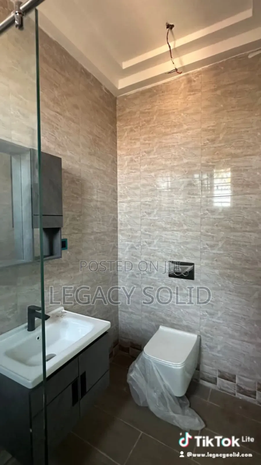 4bdrm House in 𝙻𝚎𝚐𝚊𝚌𝚢 𝚜𝚘𝚕𝚒𝚍 𝚛𝚎𝚊𝚕, Tantra Hills for sale