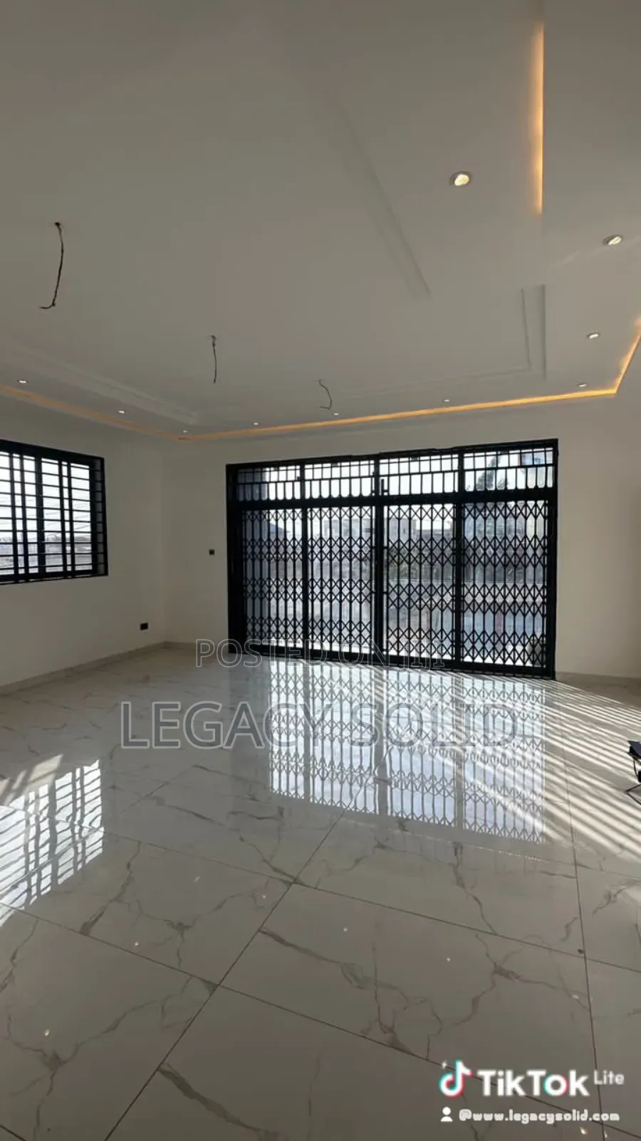 4bdrm House in 𝙻𝚎𝚐𝚊𝚌𝚢 𝚜𝚘𝚕𝚒𝚍 𝚛𝚎𝚊𝚕, Tantra Hills for sale