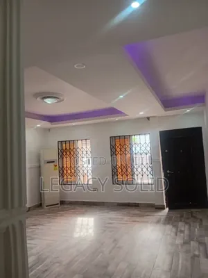 5bdrm Penthouse in 𝙻𝚎𝚐𝚊𝚌𝚢 𝚜𝚘𝚕𝚒𝚍 𝚛𝚎𝚊𝚕, New Town for rent