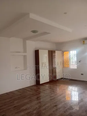 5bdrm Penthouse in 𝙻𝚎𝚐𝚊𝚌𝚢 𝚜𝚘𝚕𝚒𝚍 𝚛𝚎𝚊𝚕, New Town for rent