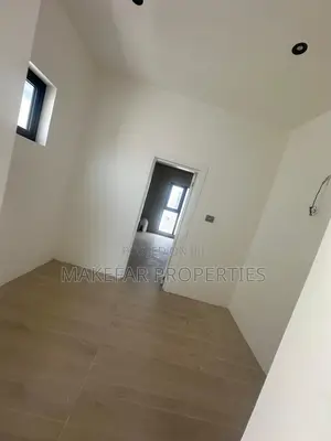 4bdrm House in Dzorwulu for sale