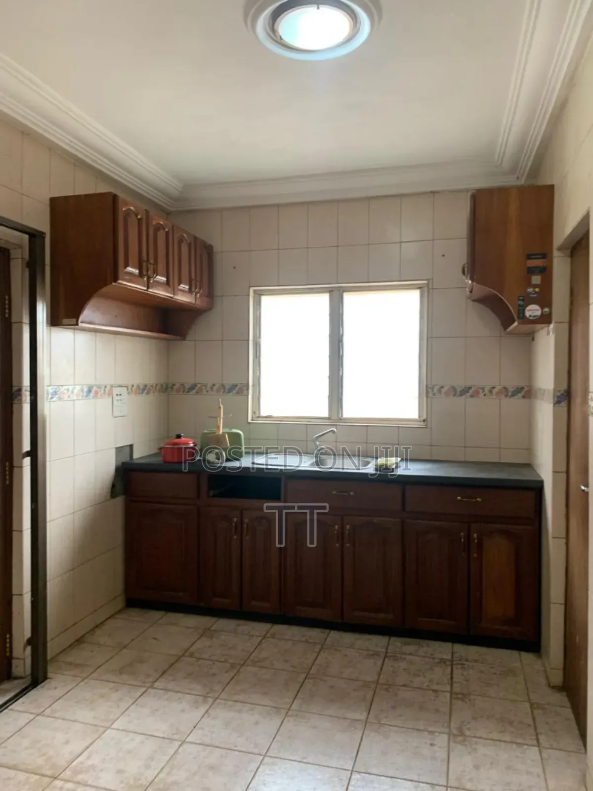 3bdrm House in Spintex Baatsona for rent