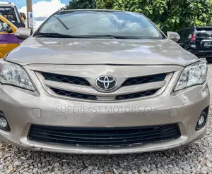 Toyota Corolla LE 4dr Sedan (1.8L 4cyl 4A) 2010 Beige