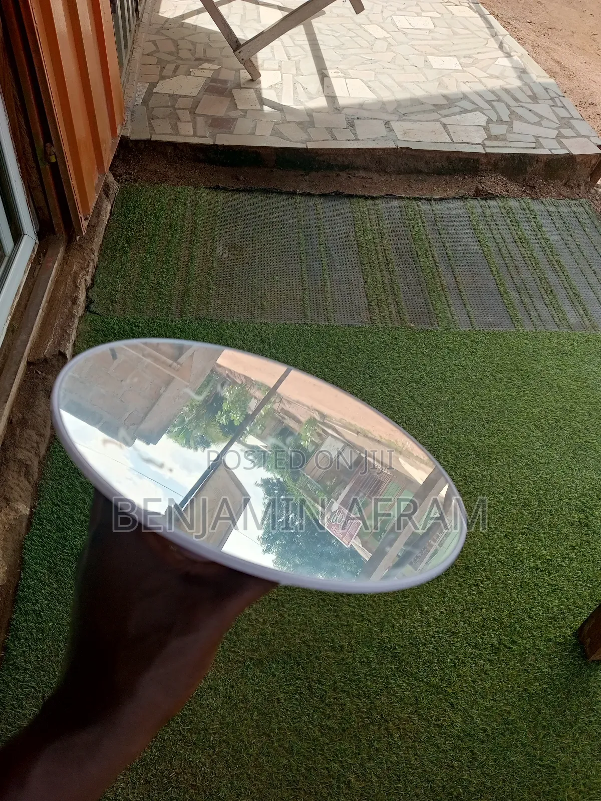 Bidirectional Rotating Turner