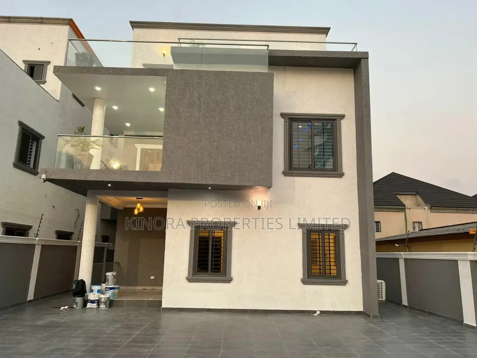 4bdrm Townhouse/Terrace in Mile 7 Park for sale