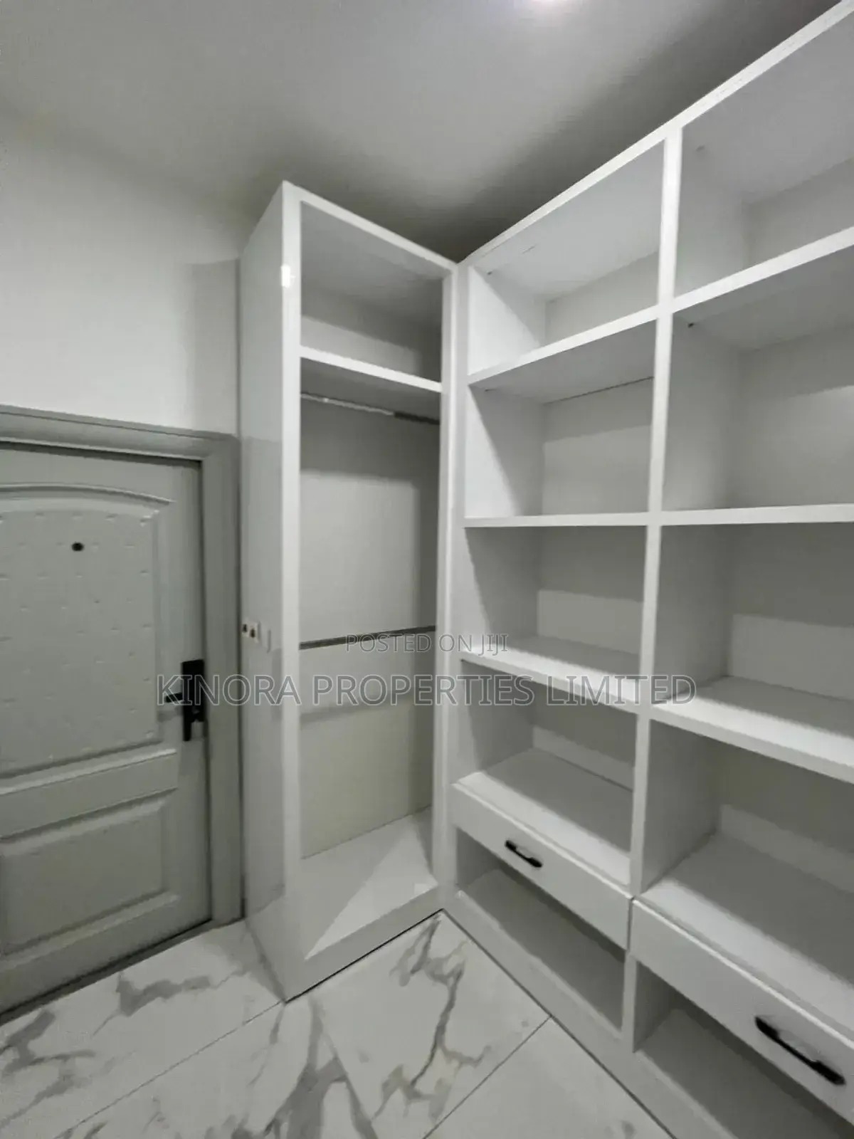 4bdrm Townhouse/Terrace in Mile 7 Park for sale