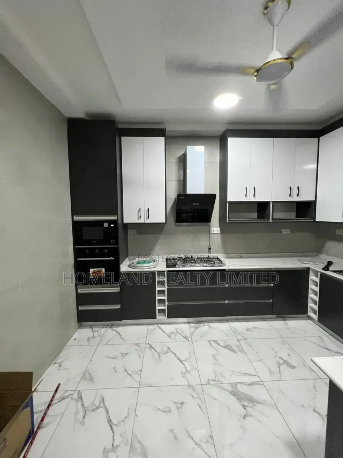 4bdrm Townhouse/Terrace in Mile 7 Park for sale