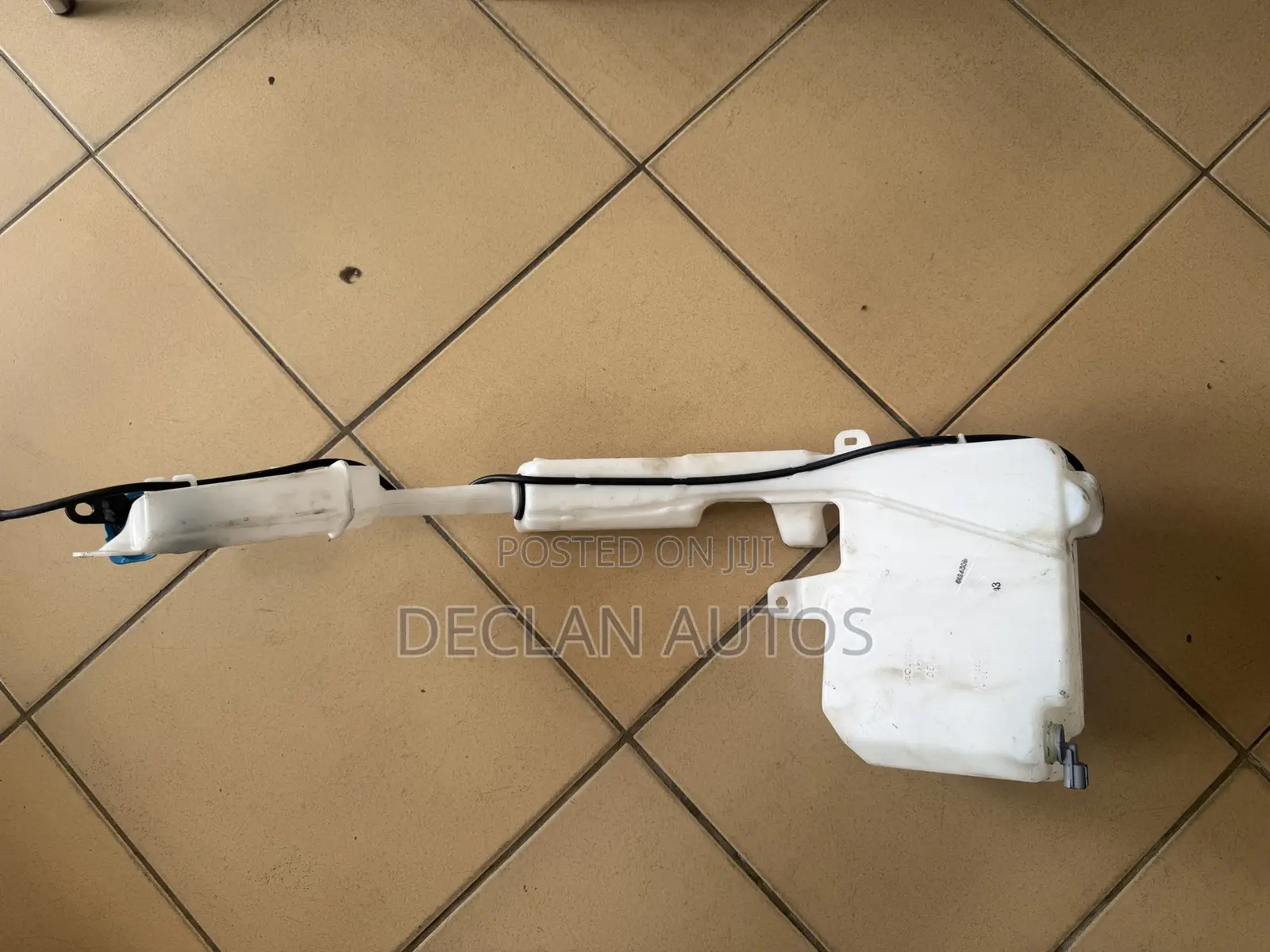 22-23 Honda Civic Windshield Washer Reservoir Tank Bottle