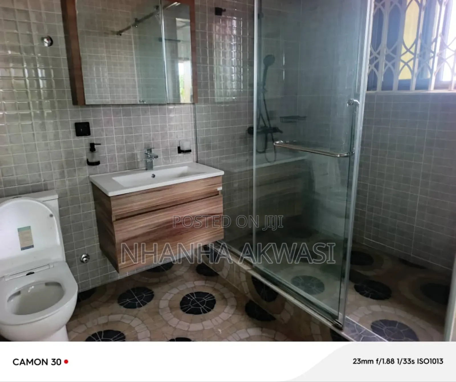 6bdrm House in Spintex  Community, Tema Metropolitan for rent
