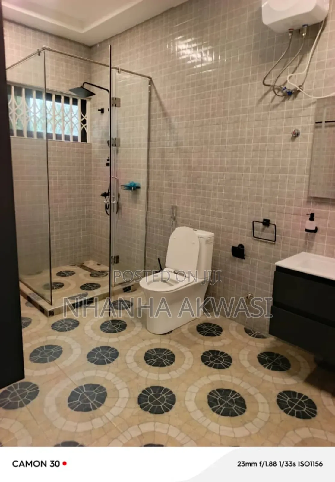 6bdrm House in Spintex  Community, Tema Metropolitan for rent