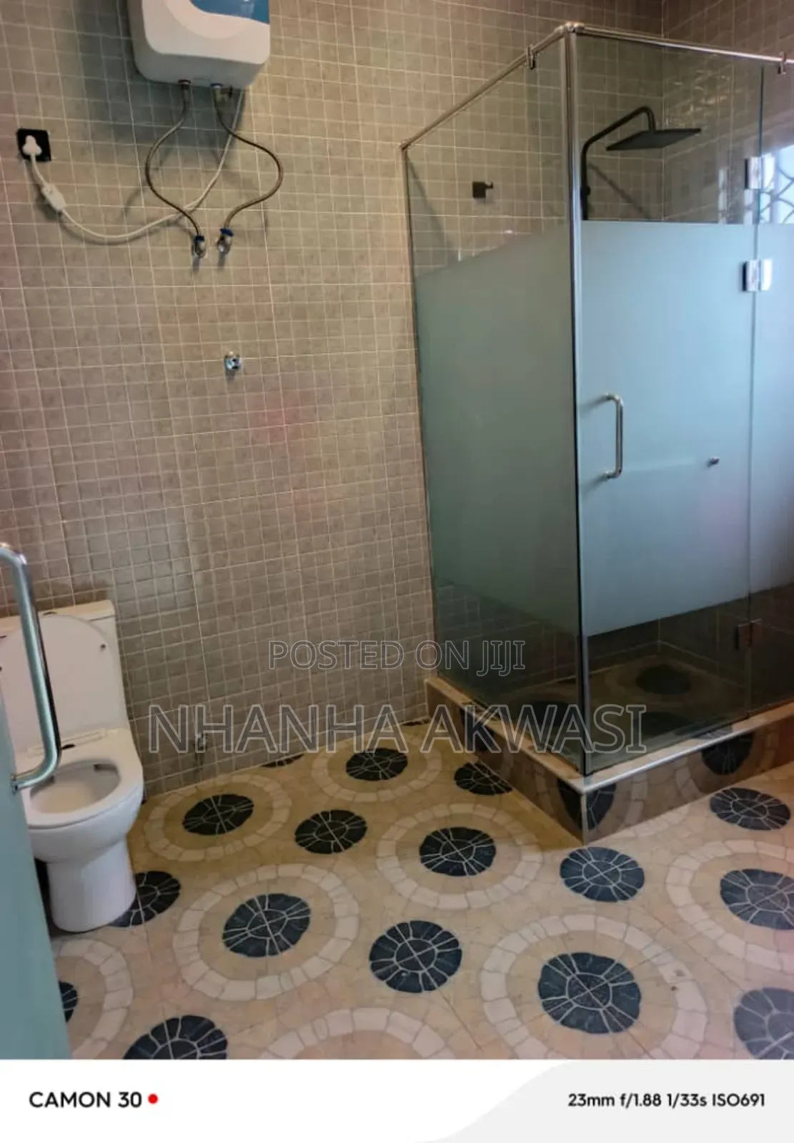 6bdrm House in Spintex  Community, Tema Metropolitan for rent
