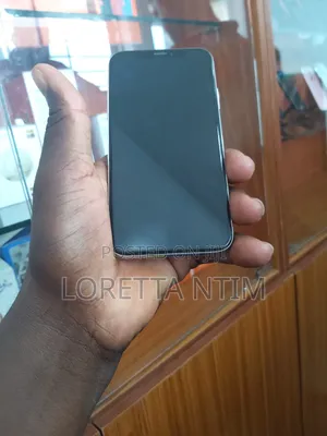 Apple iPhone X 64 GB White