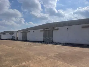 3,500 SQM at Tema 4 Rent