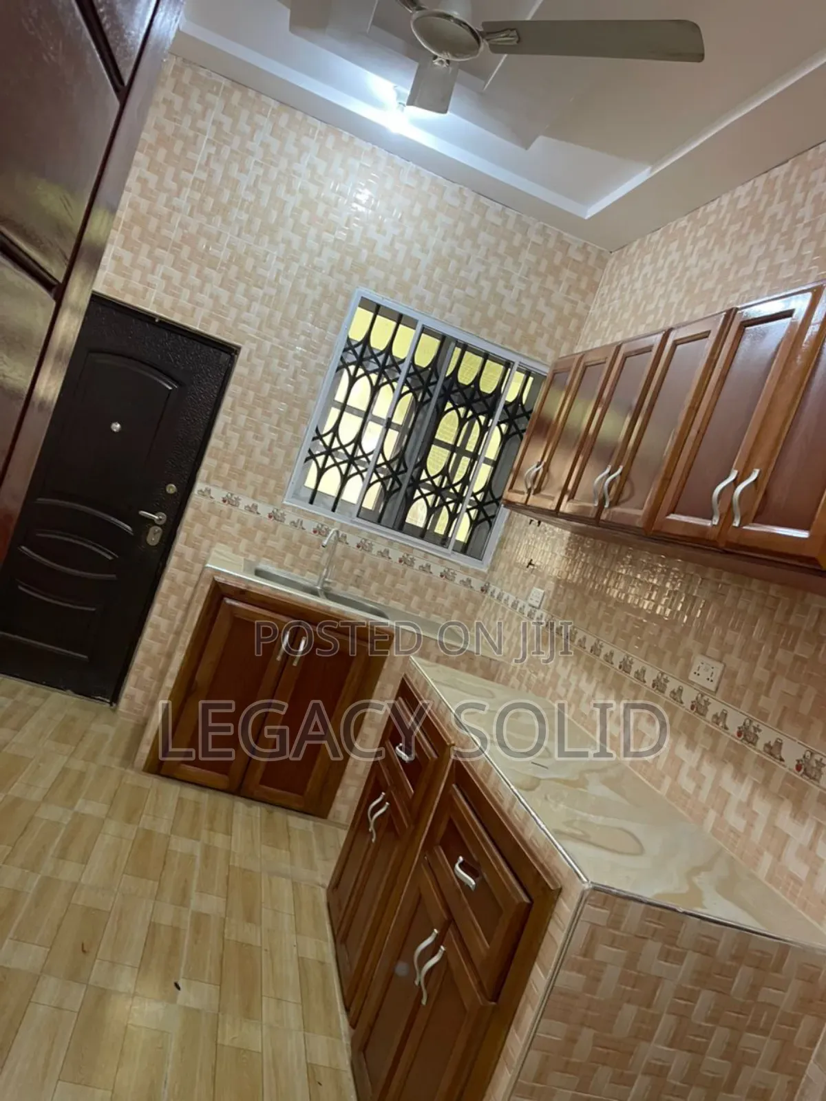 3bdrm Apartment in 𝙻𝚎𝚐𝚊𝚌𝚢 𝚜𝚘𝚕𝚒𝚍 𝚛𝚎𝚊𝚕, Amasaman for rent