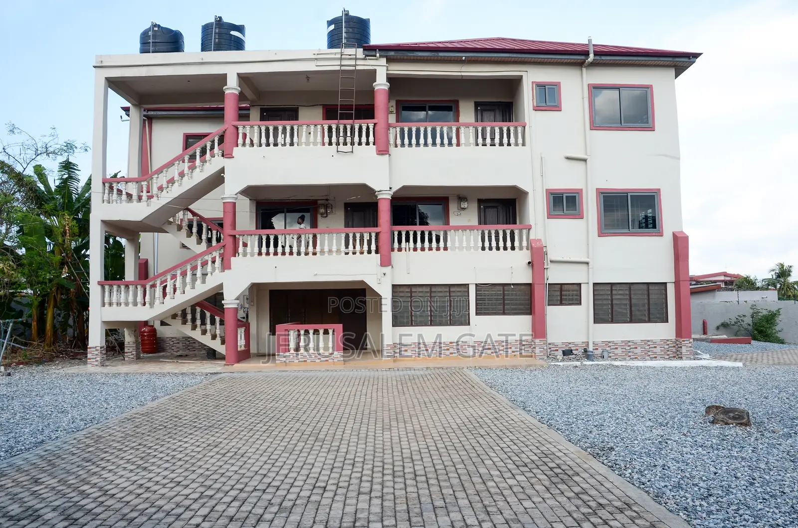 2bdrm Apartment in Taifa, Station Area for rent