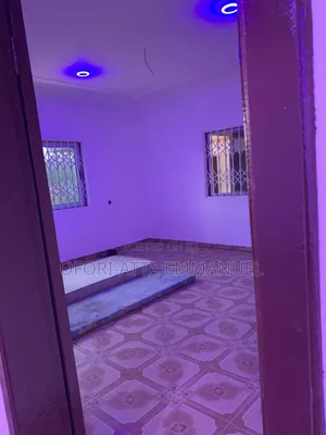 2bdrm Apartment in Amasaman 3Junction, Pokuase for rent