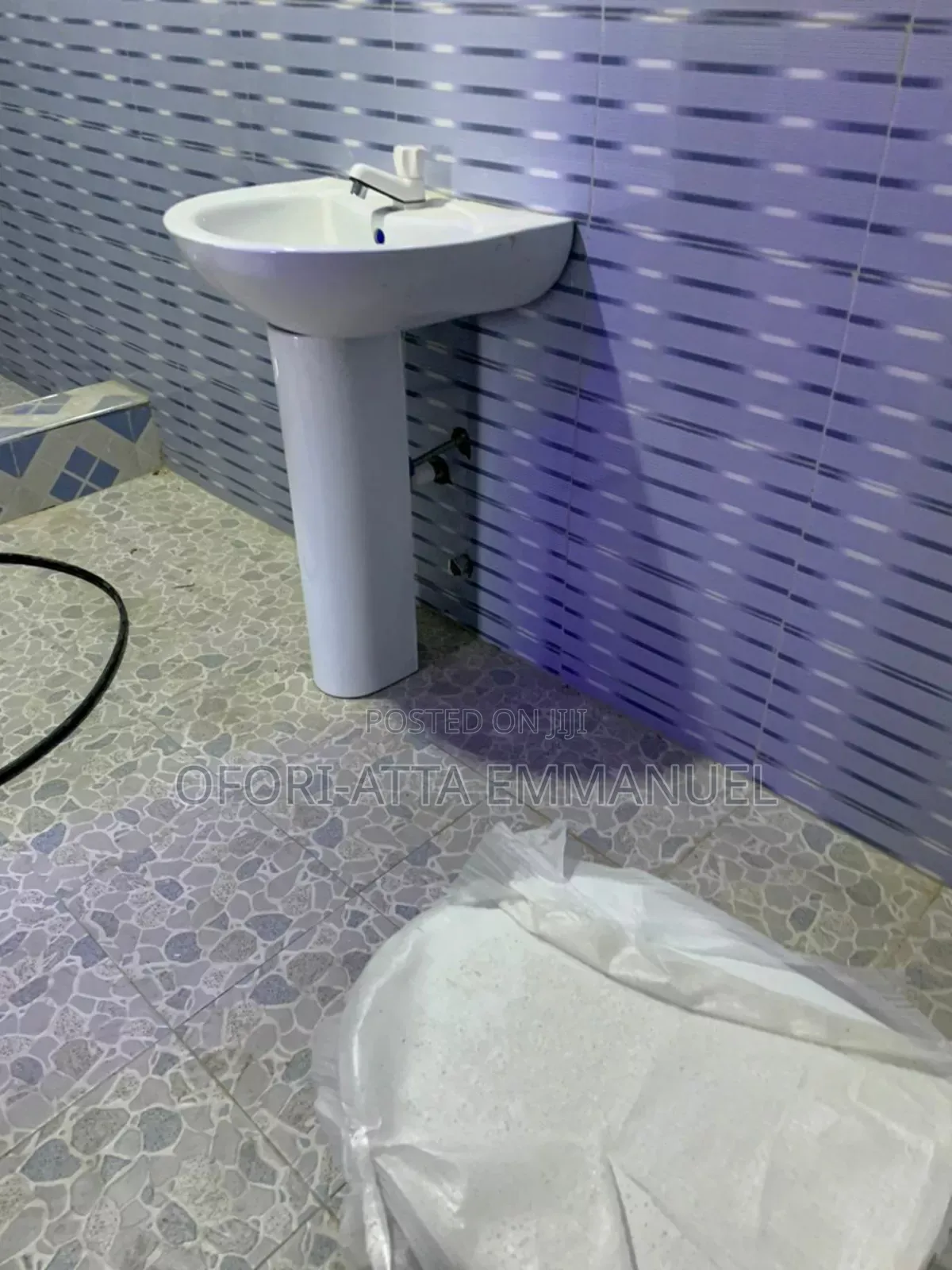 2bdrm Apartment in Amasaman 3Junction, Pokuase for rent