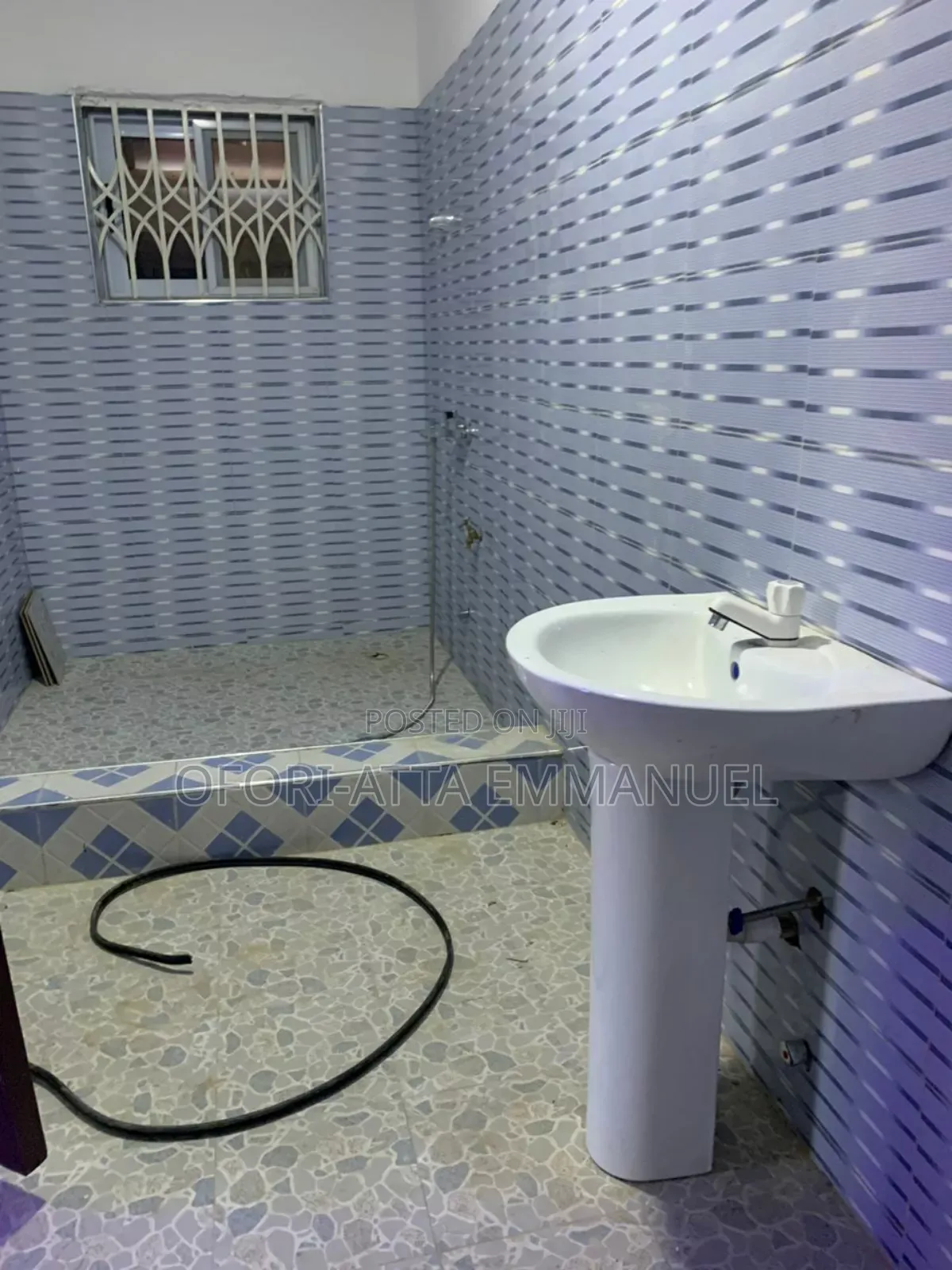 2bdrm Apartment in Amasaman 3Junction, Pokuase for rent