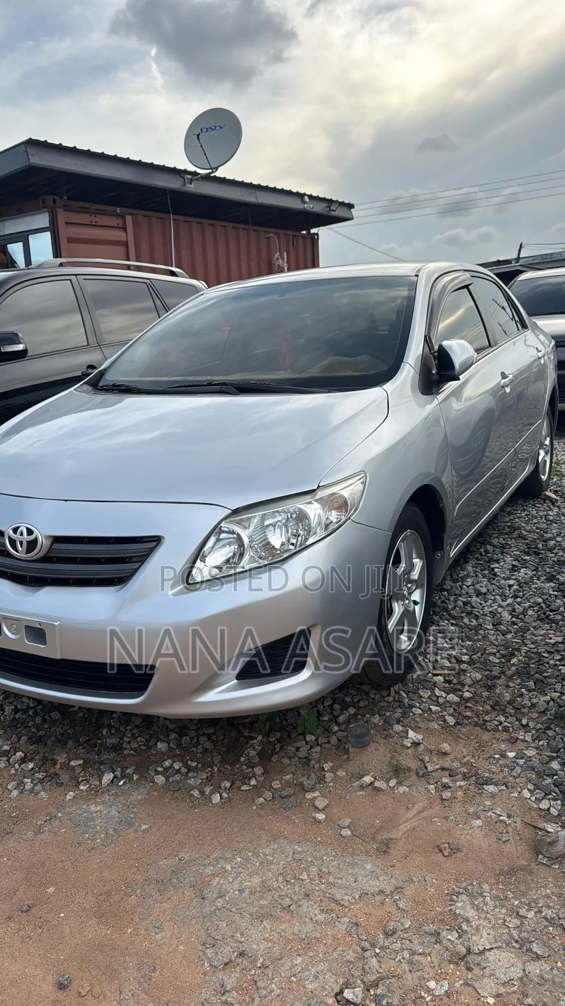 Toyota Corolla LE 4dr Sedan (1.8L 4cyl 4A) 2010 Silver