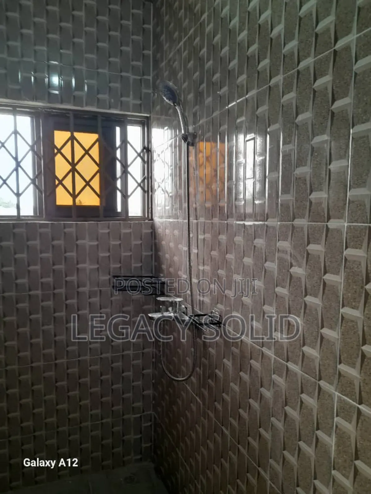 1bdrm Apartment in 𝙻𝚎𝚐𝚊𝚌𝚢 𝚜𝚘𝚕𝚒𝚍 𝚛𝚎𝚊𝚕, Teshie for rent