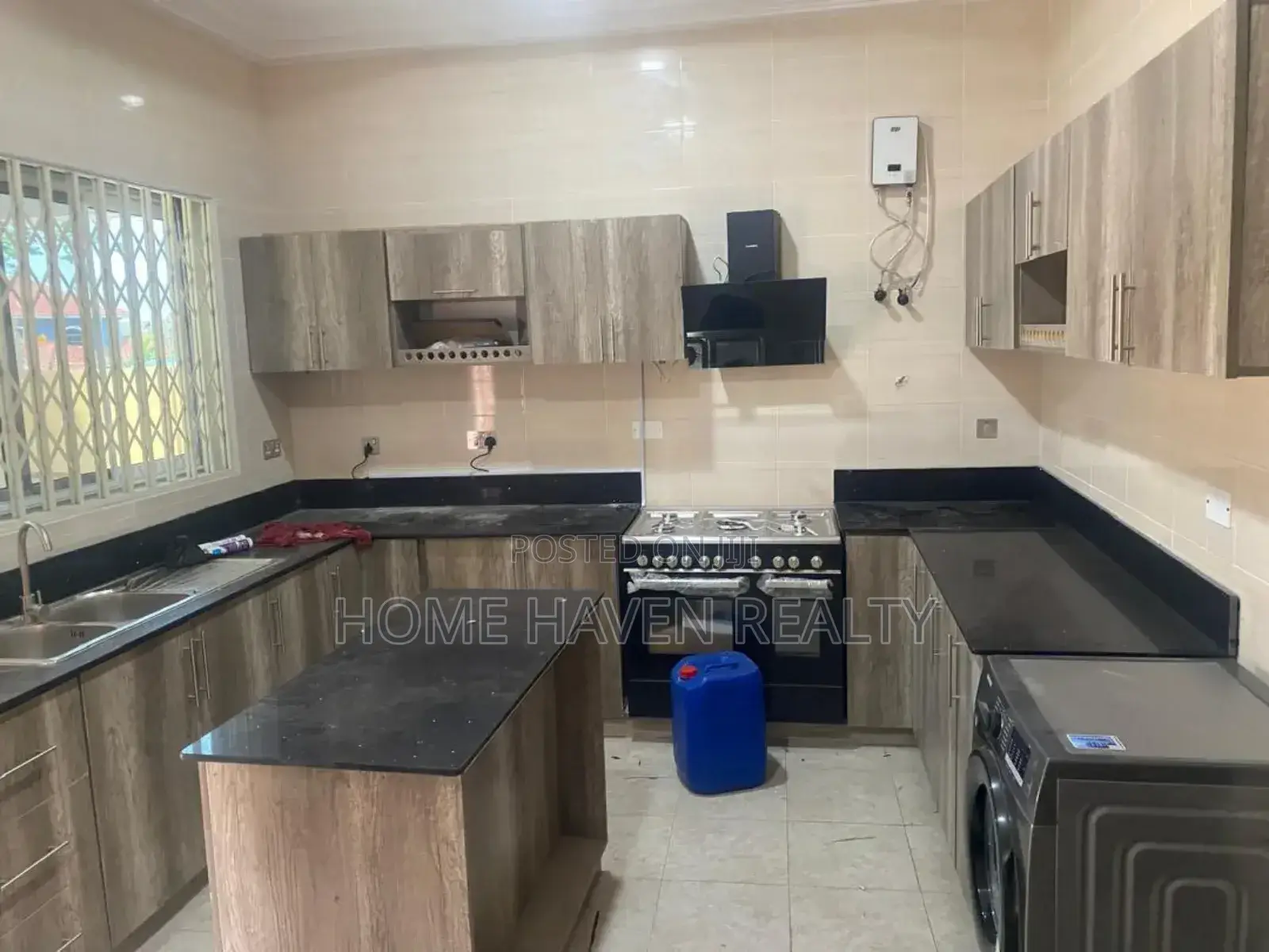 7bdrm House in Adjiriganor, East Legon for rent