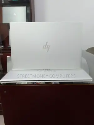 Laptop HP EliteBook 830 G8 16GB Intel Core I5 SSD 256GB