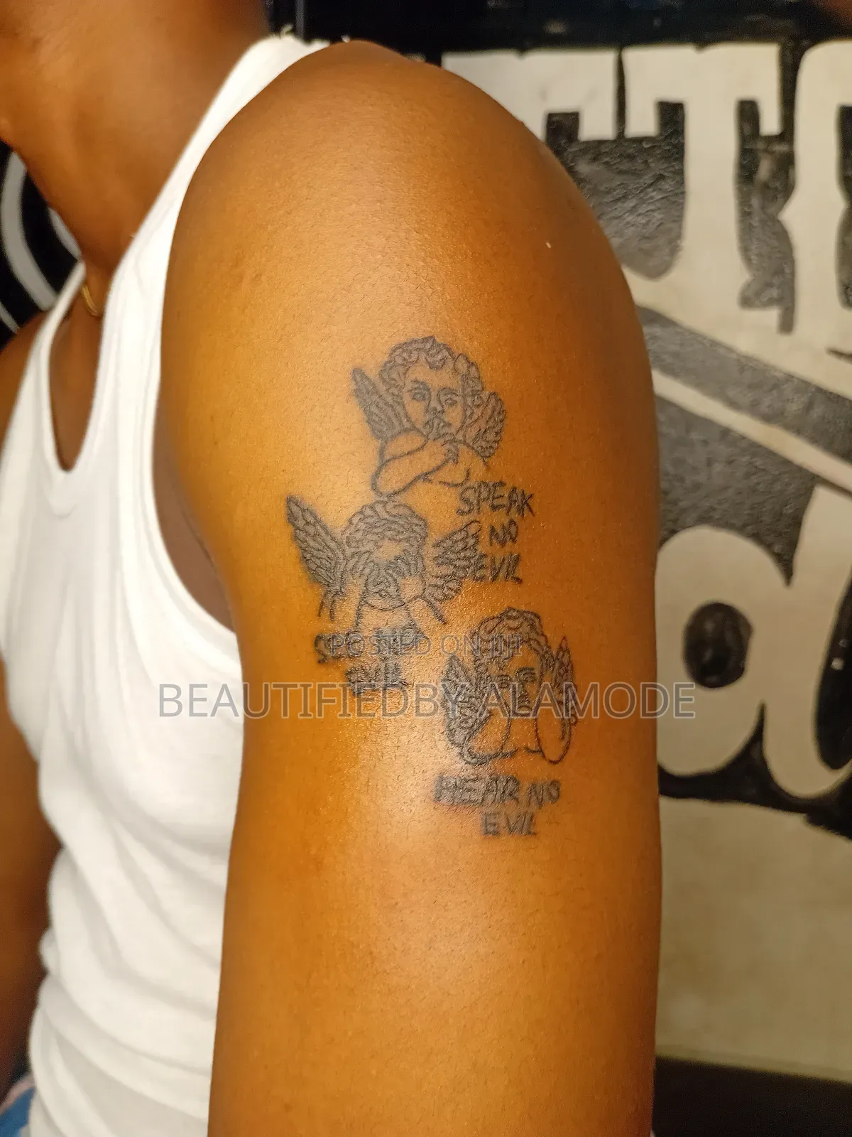 Tattoo and Piercing Studio Service