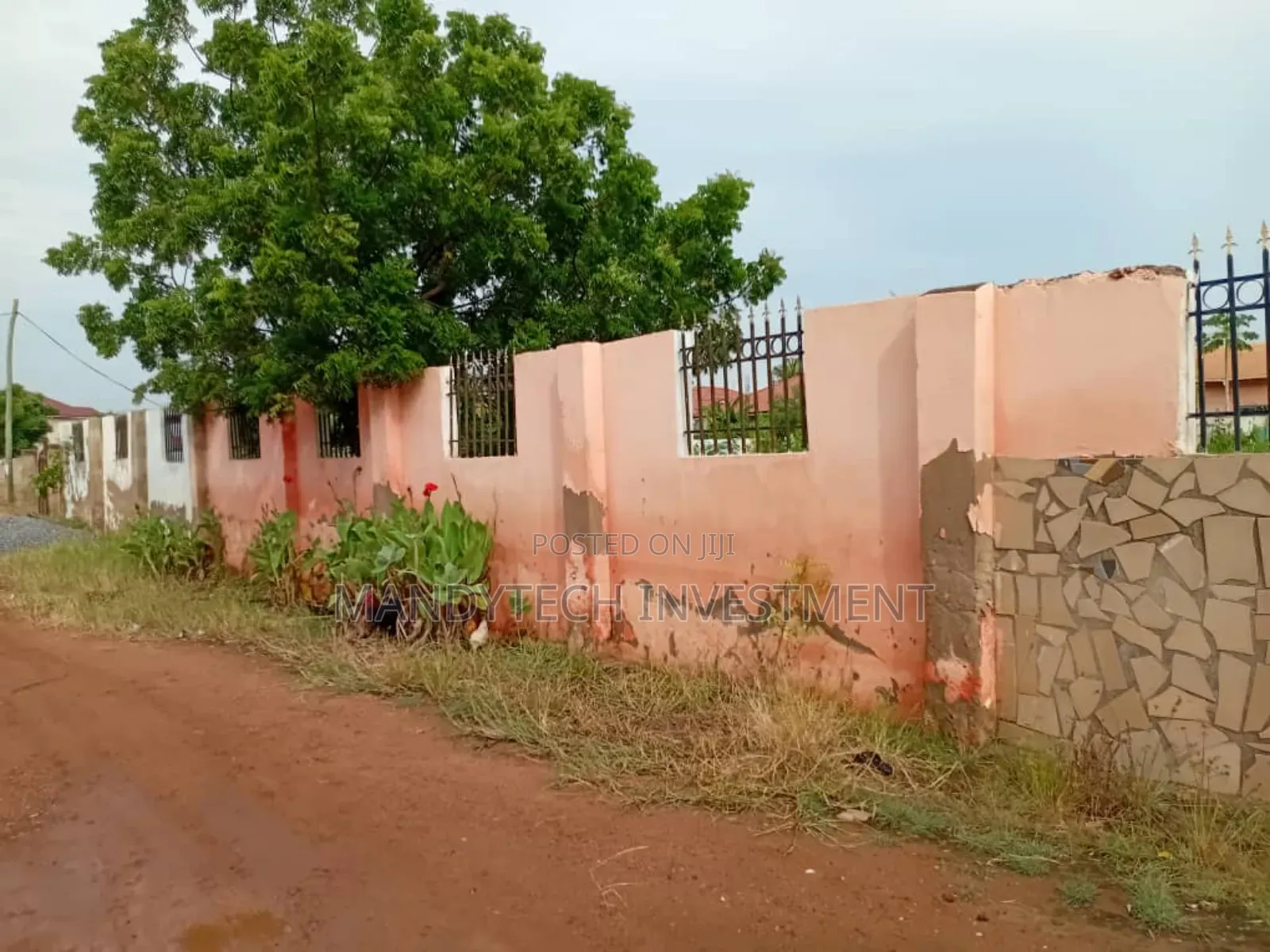 Classic One and Half Plots - New Legon