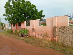 Classic One and Half Plots - New Legon