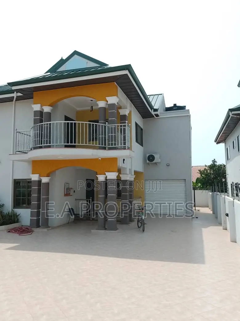 5bdrm House in E A Properties, Frafraha for sale