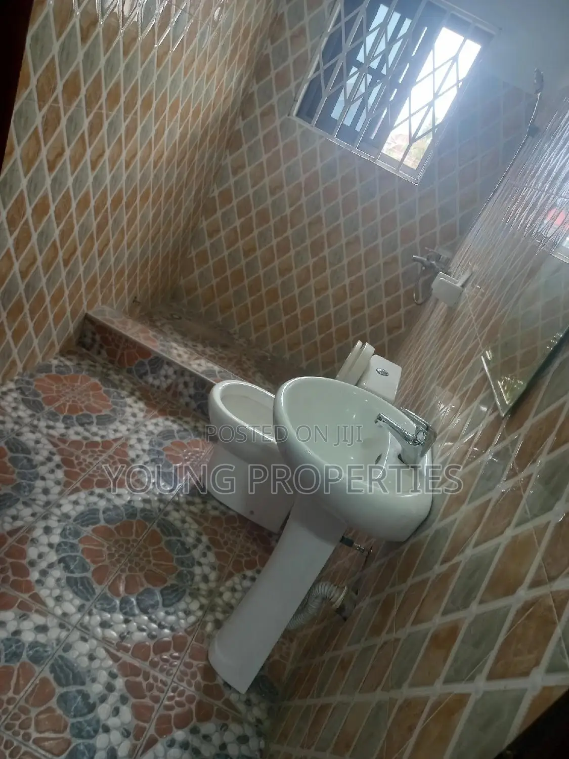 1bdrm Apartment in Canada, Ablekuma for rent