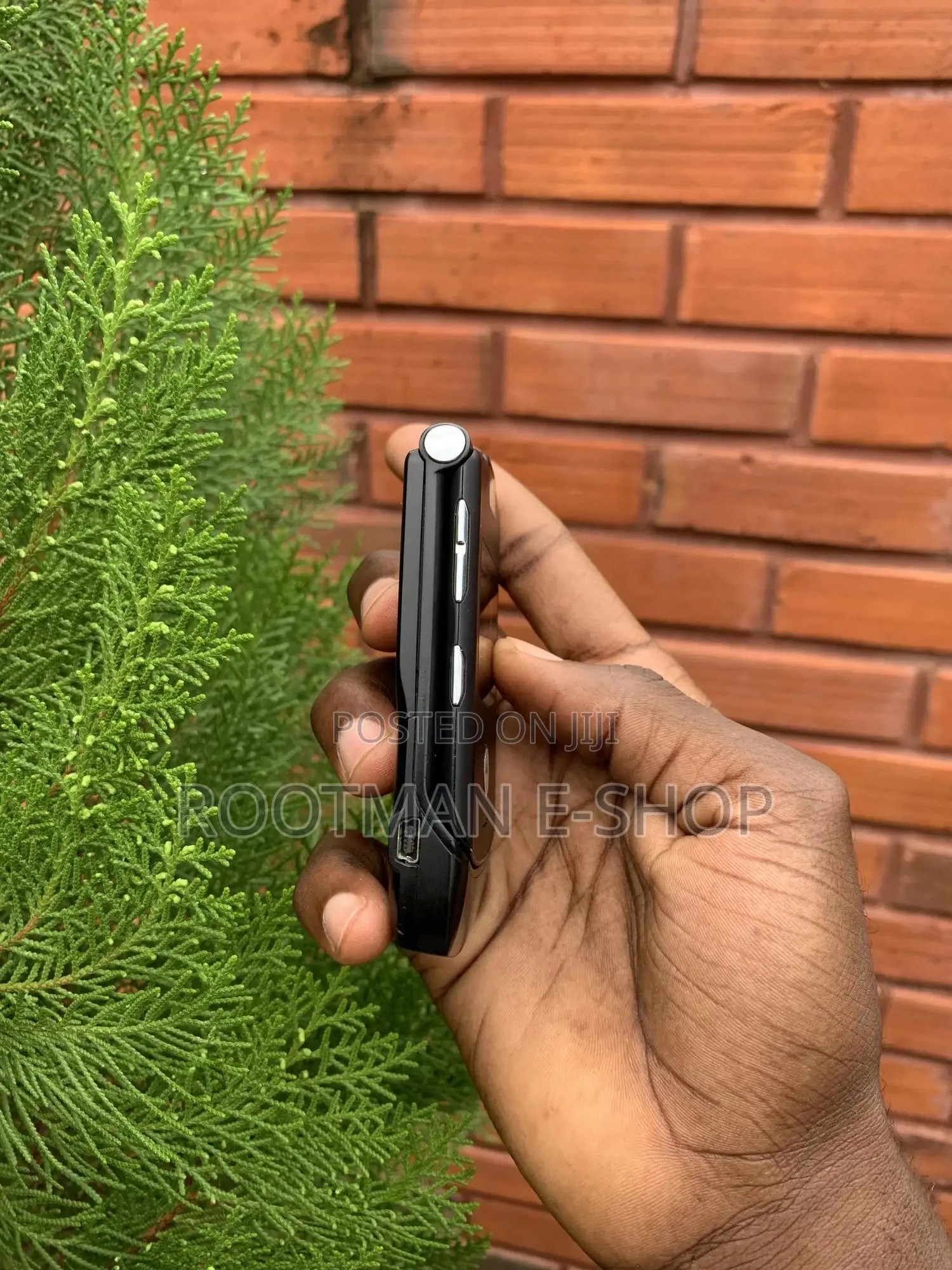 New Motorola RAZR V3 Black