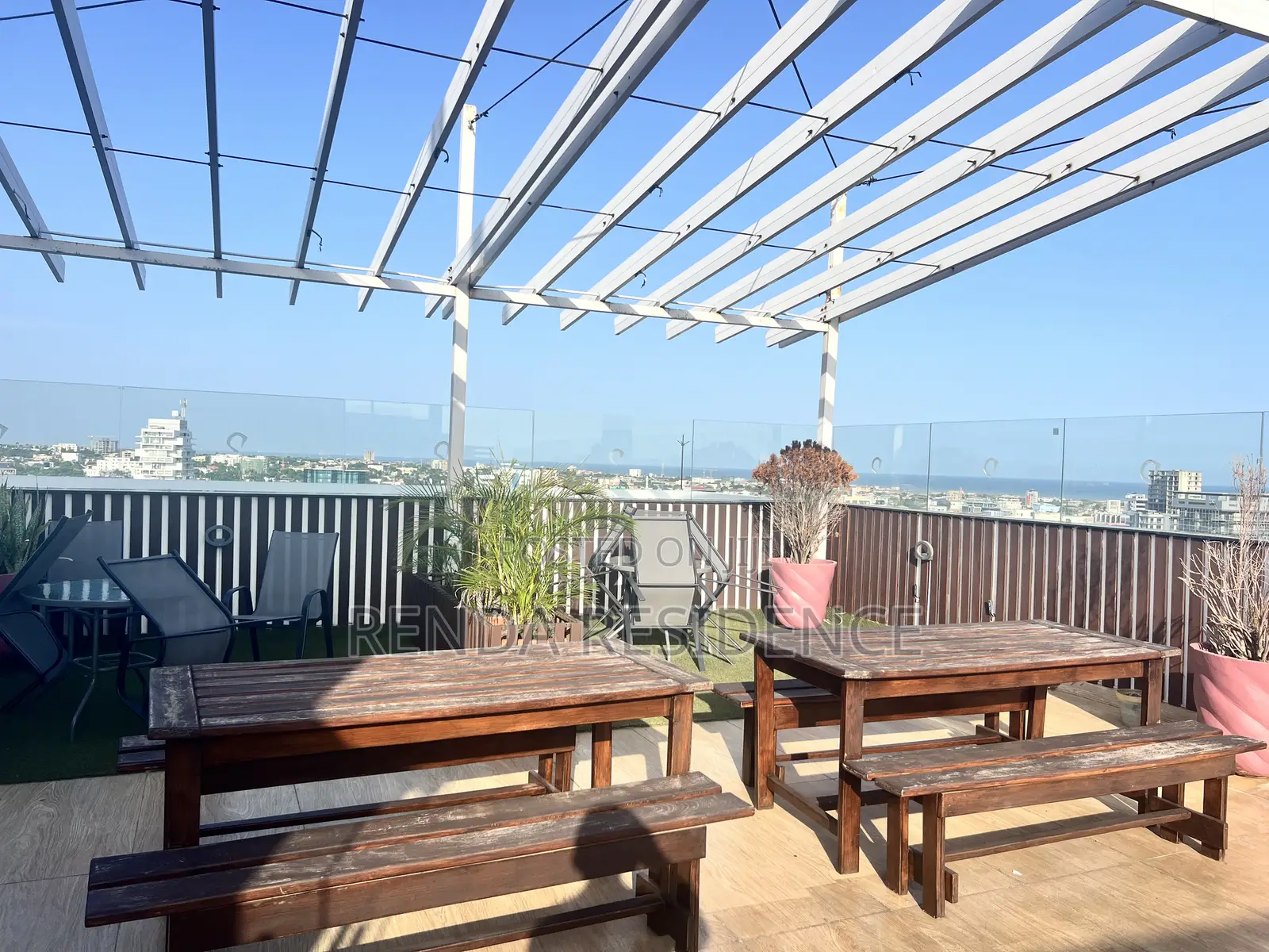 One Bedroom and Hall Apartment (Fully Furnished)