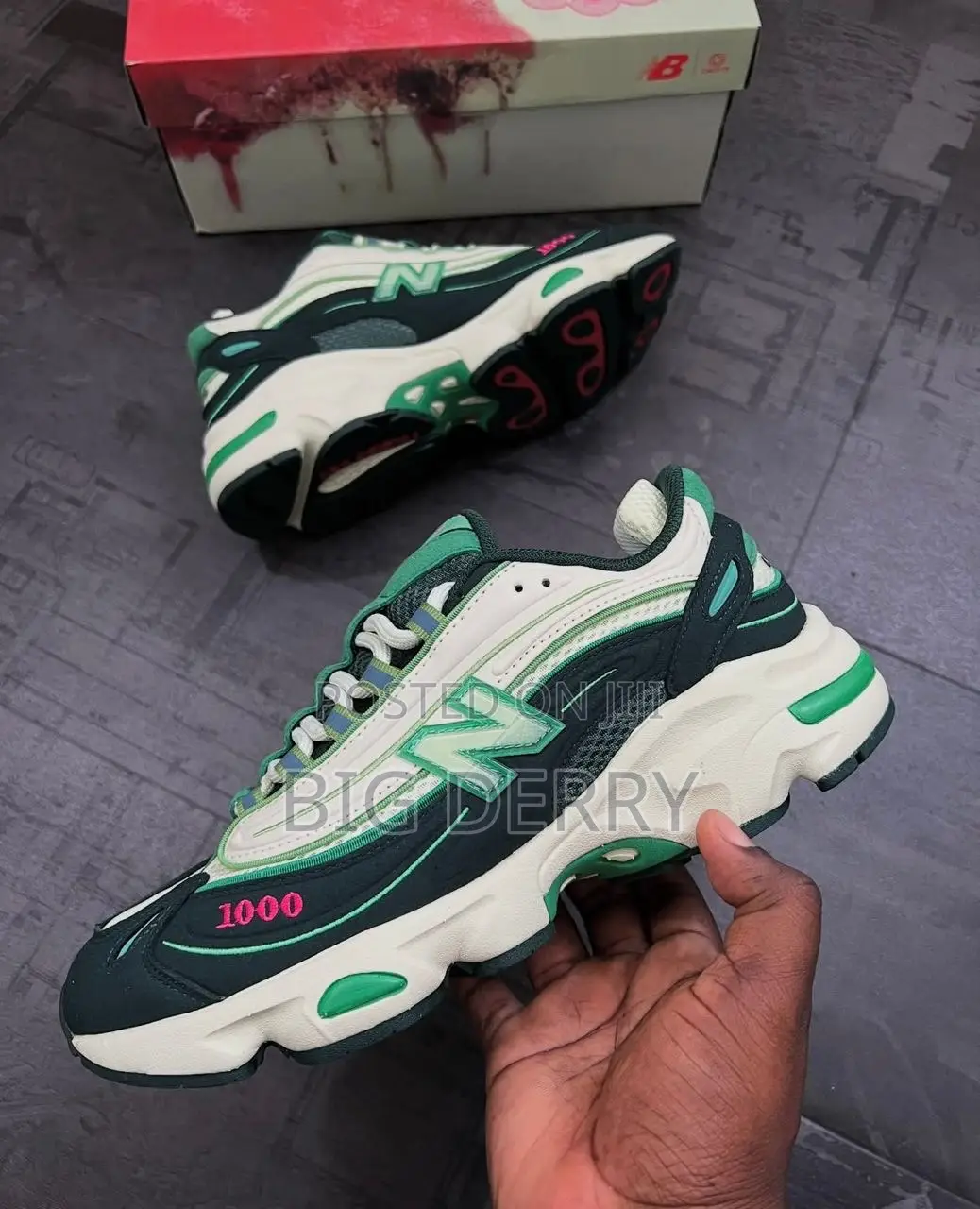 Pine New Balance 1000