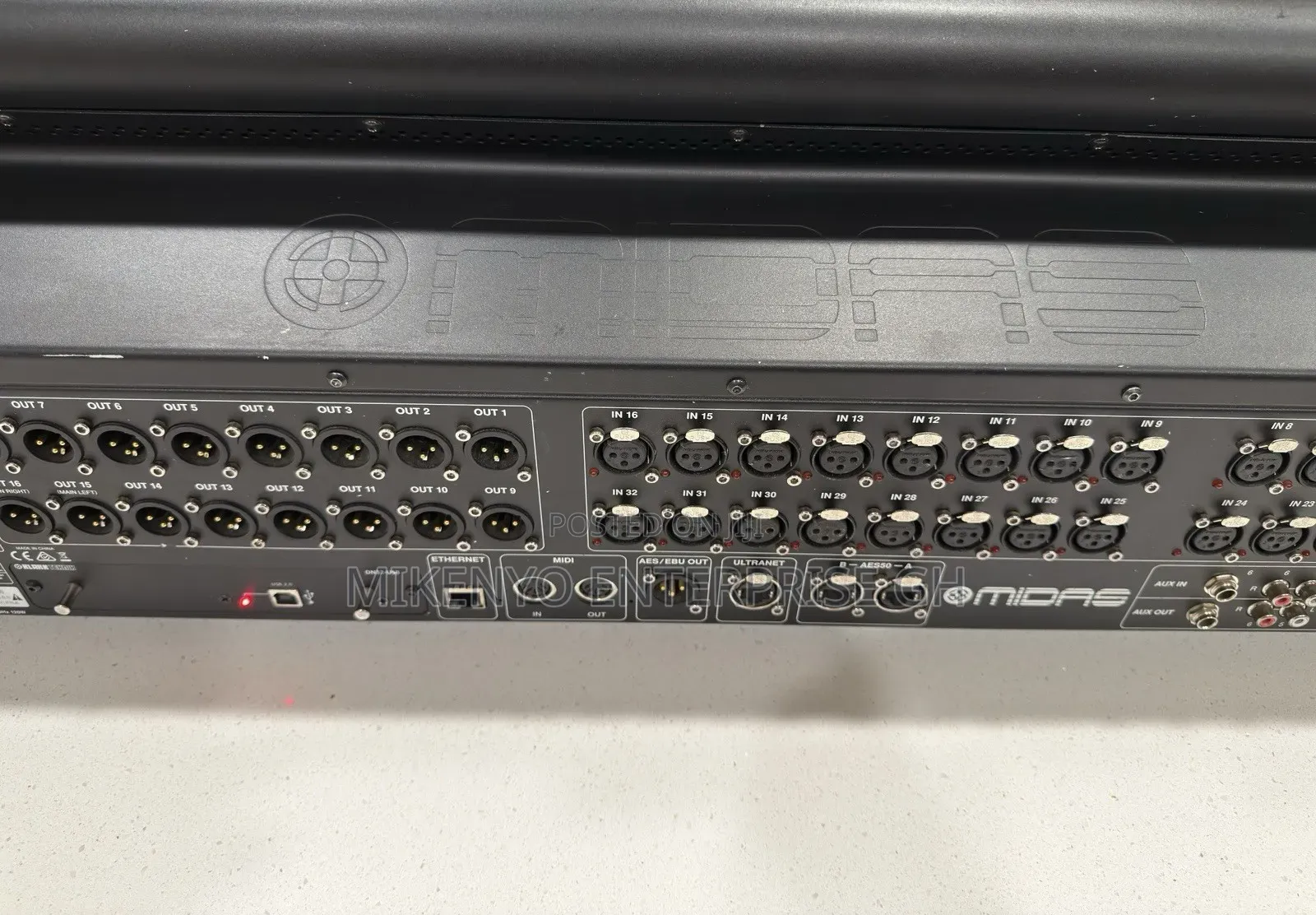 Midas M32 Digital Console for Live and Studio