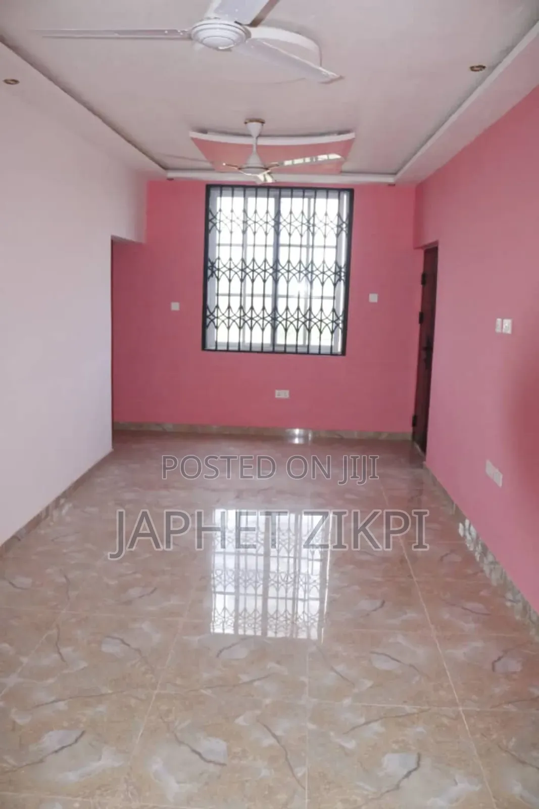 18bdrm Apartment in Kwabenya for sale