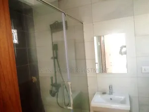 2bdrm Apartment in School Junction for rent