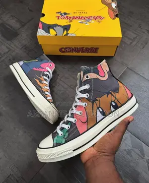 Photo - Converse X Tom and Jerry Chuck 70