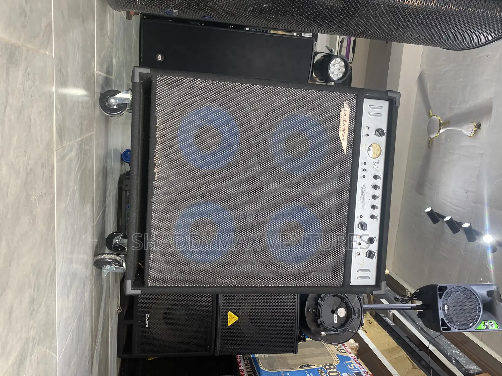 Ashdown Mag C410t-300 Bass Combo Head and Tail