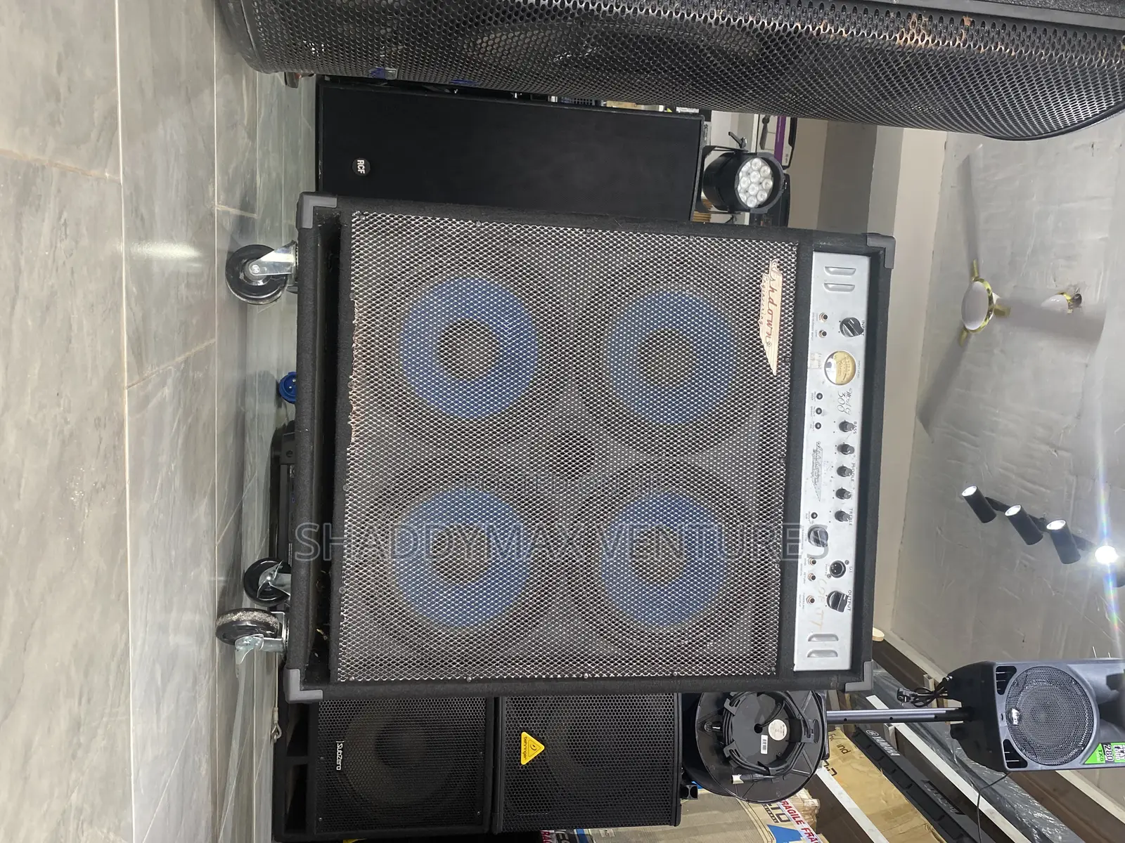 Ashdown Mag C410t-300 Bass Combo Head and Tail