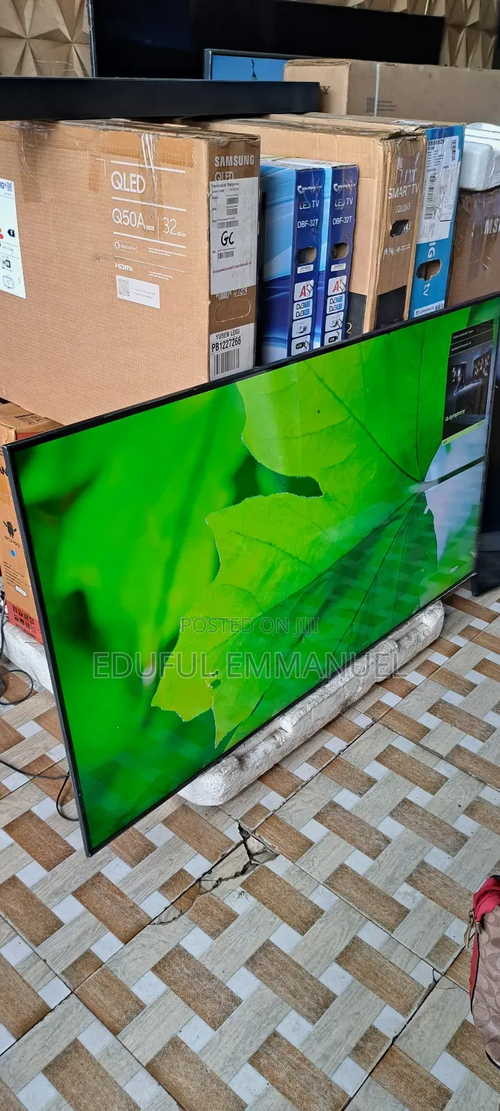 Samsung 55" Class Qled Q70c Uhd Smart Alexa Apple Airpla