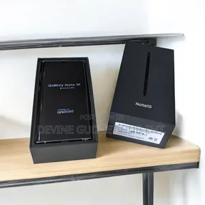 Photo - New Samsung Galaxy Note10 256 GB Gold