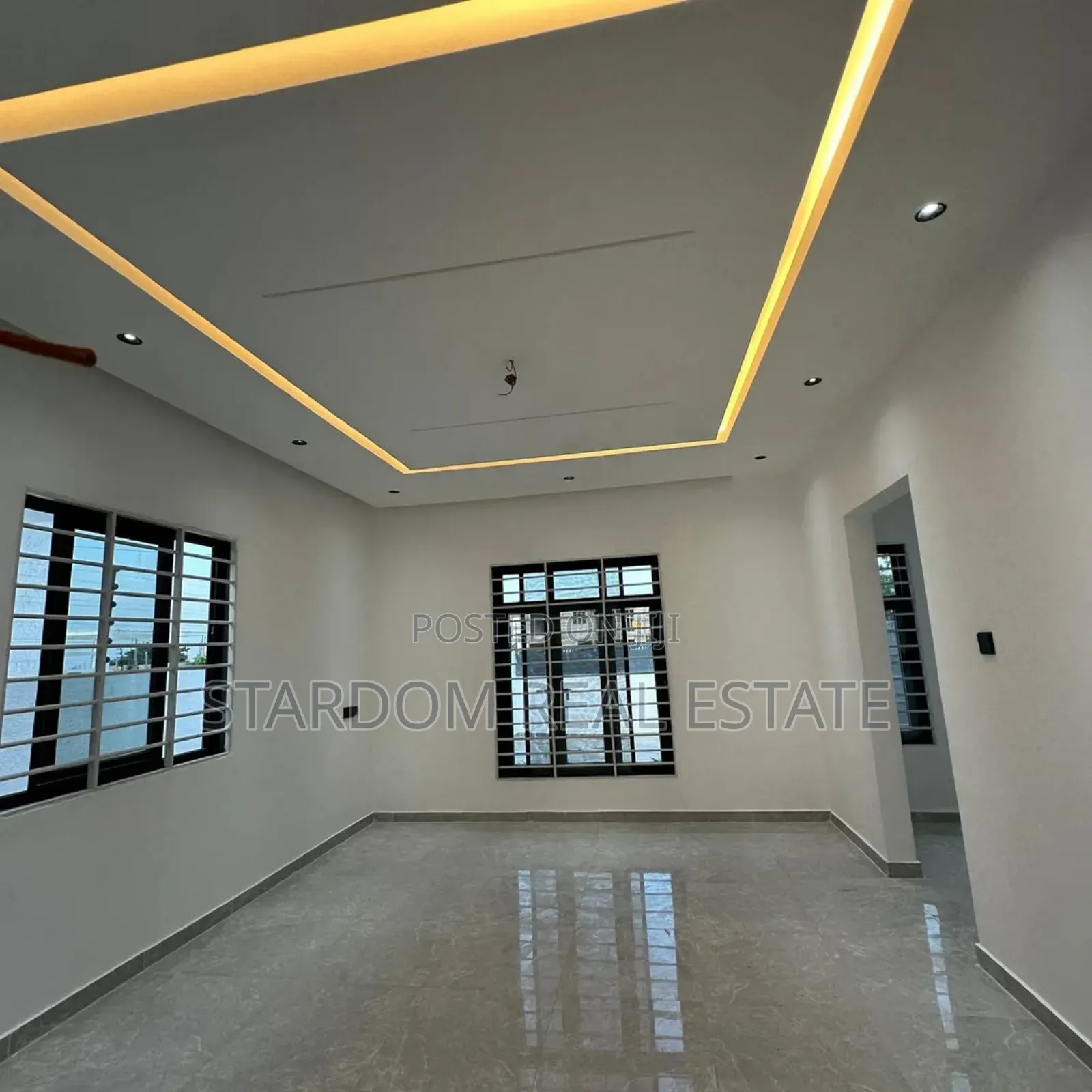 3bdrm Duplex in East Legon Hills for sale