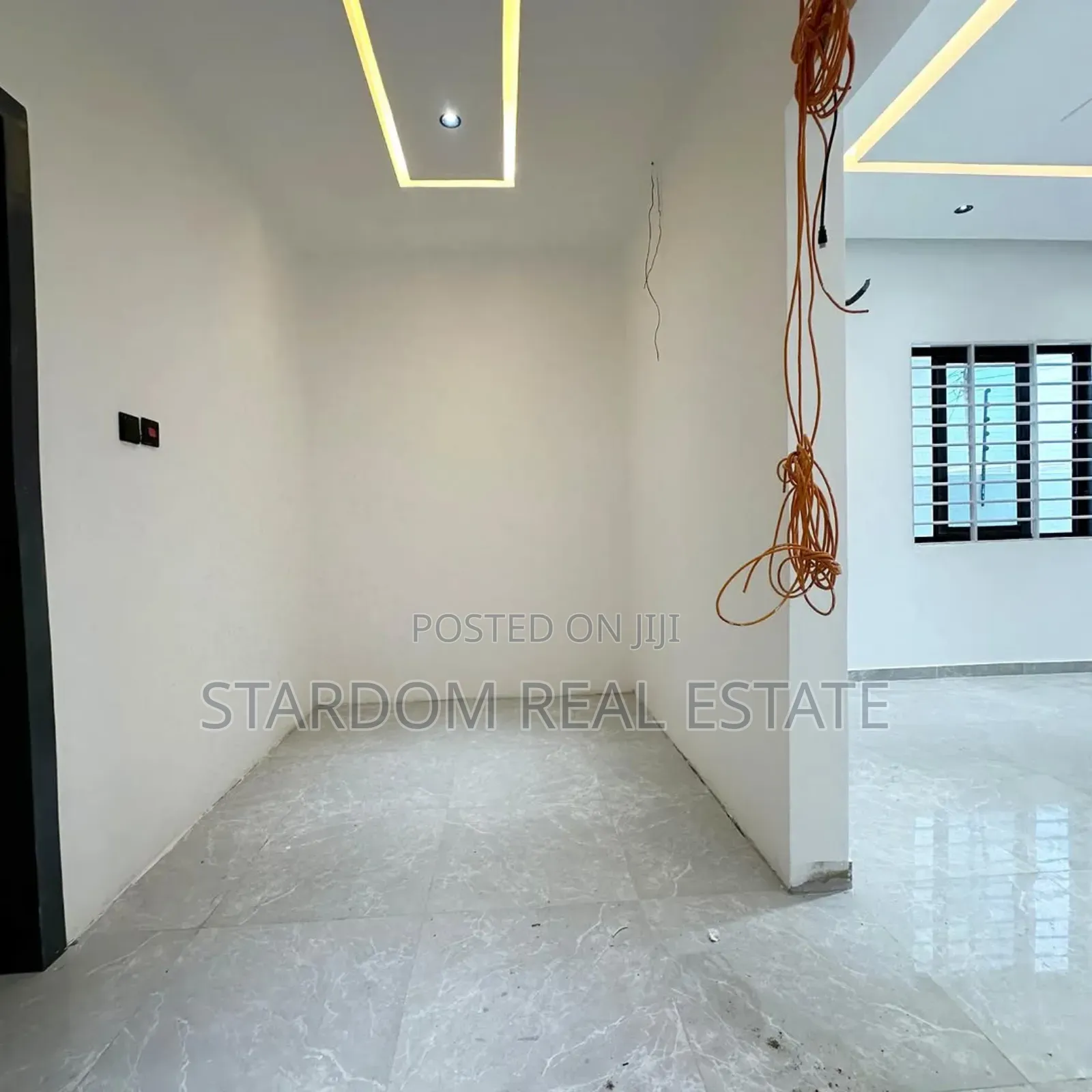 3bdrm Duplex in East Legon Hills for sale