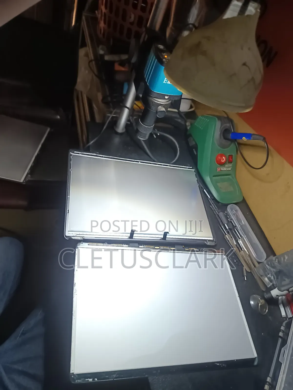Expert Macbook Screen (Lcd/Board) Repair Guaranteed Customer Supports